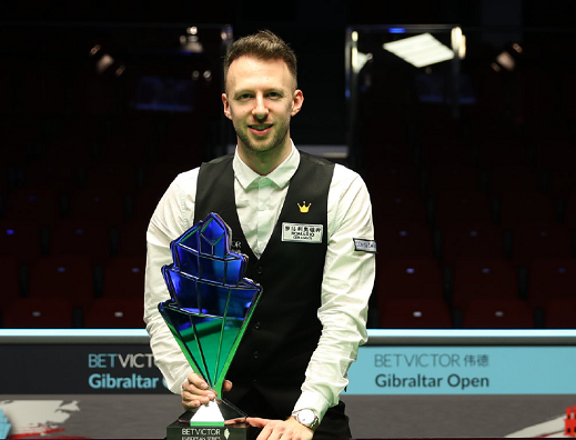 在足坛并非 在足坛并非