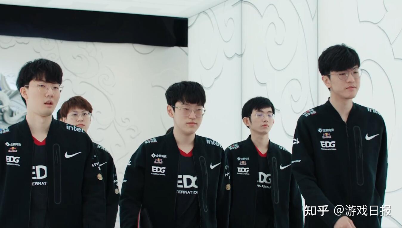 年习近平总 年习近平总